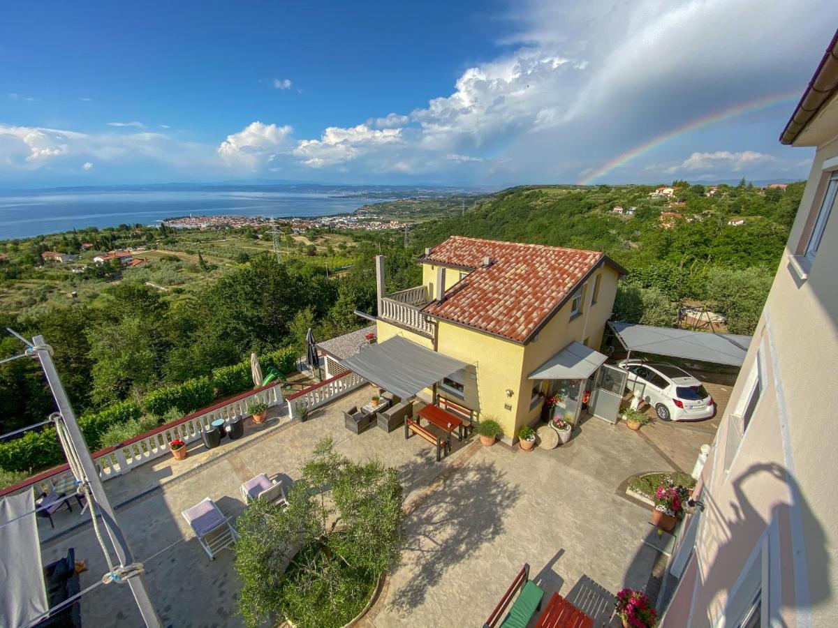 Viler Apartments Izola Eksteriør billede