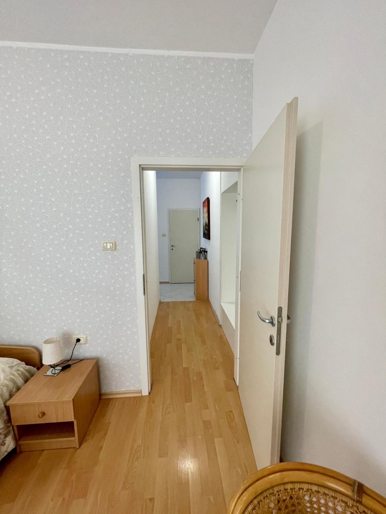 Viler Apartments Izola Eksteriør billede